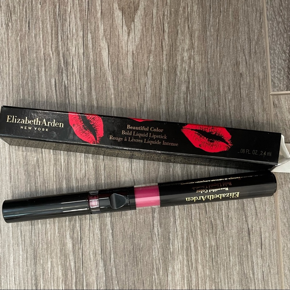 Elizabeth Arden bold liquid lipstick brand new